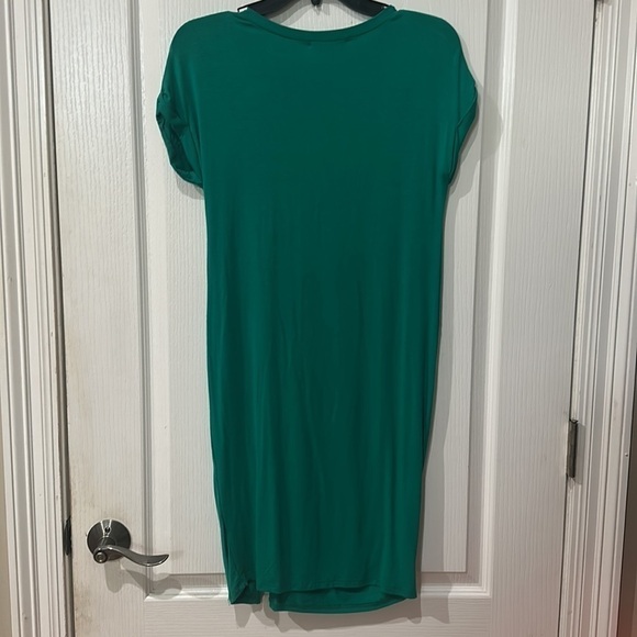 Karlie small, crewneck twist, tie waist, green dress NWT - Picture 3 of 4